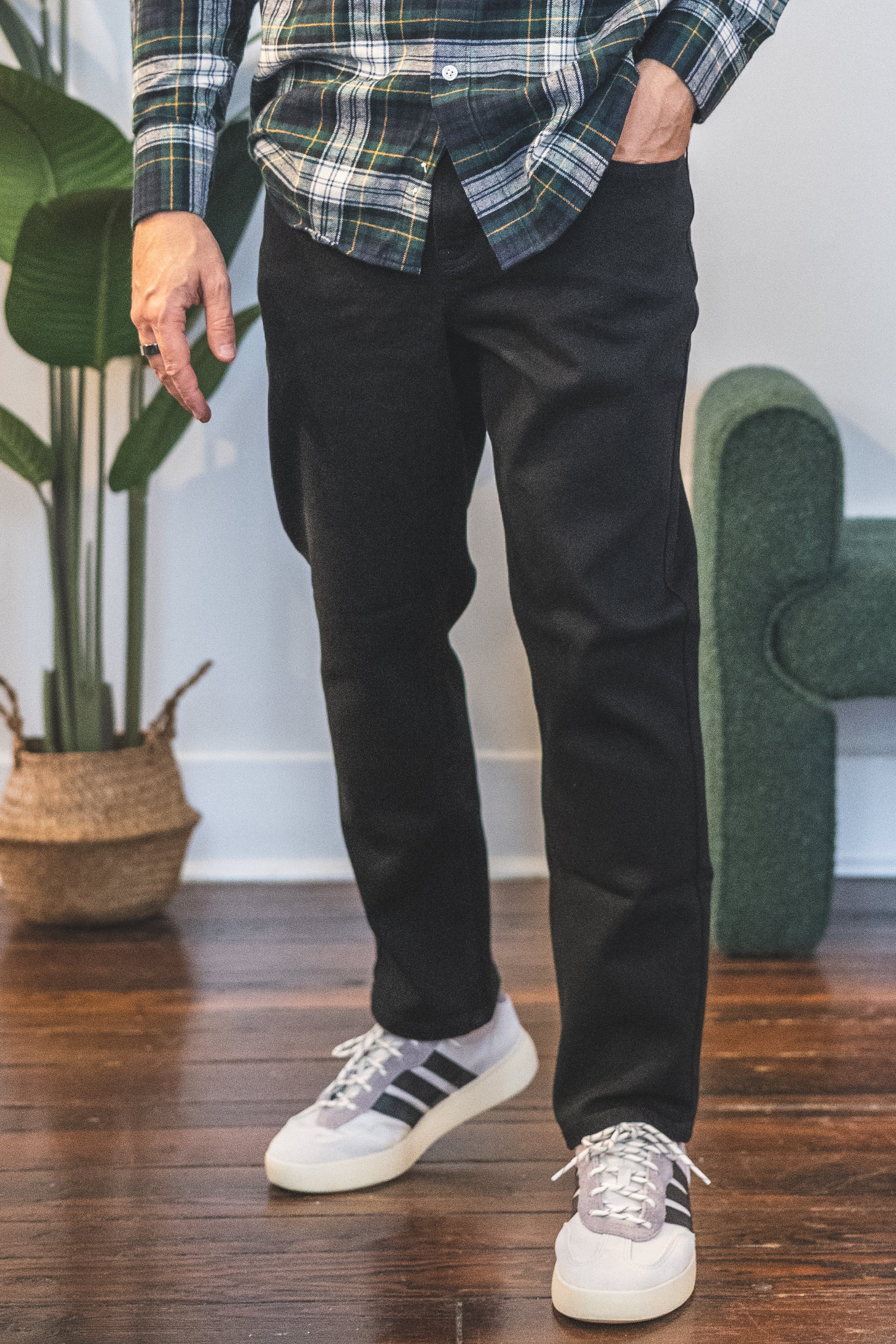 Straight Fit Stretch Jeans Black