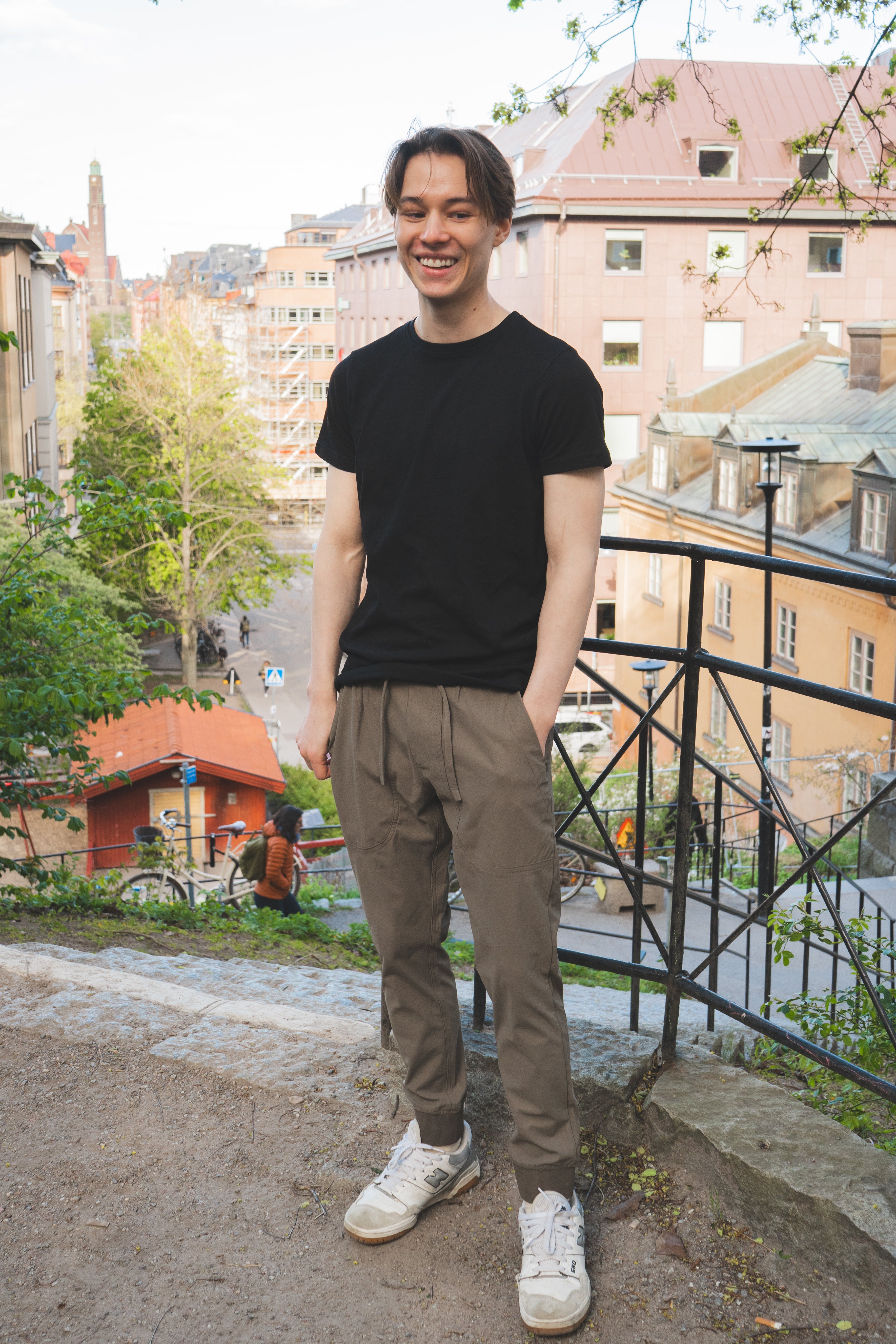 Pace Performance Jogger Taupe