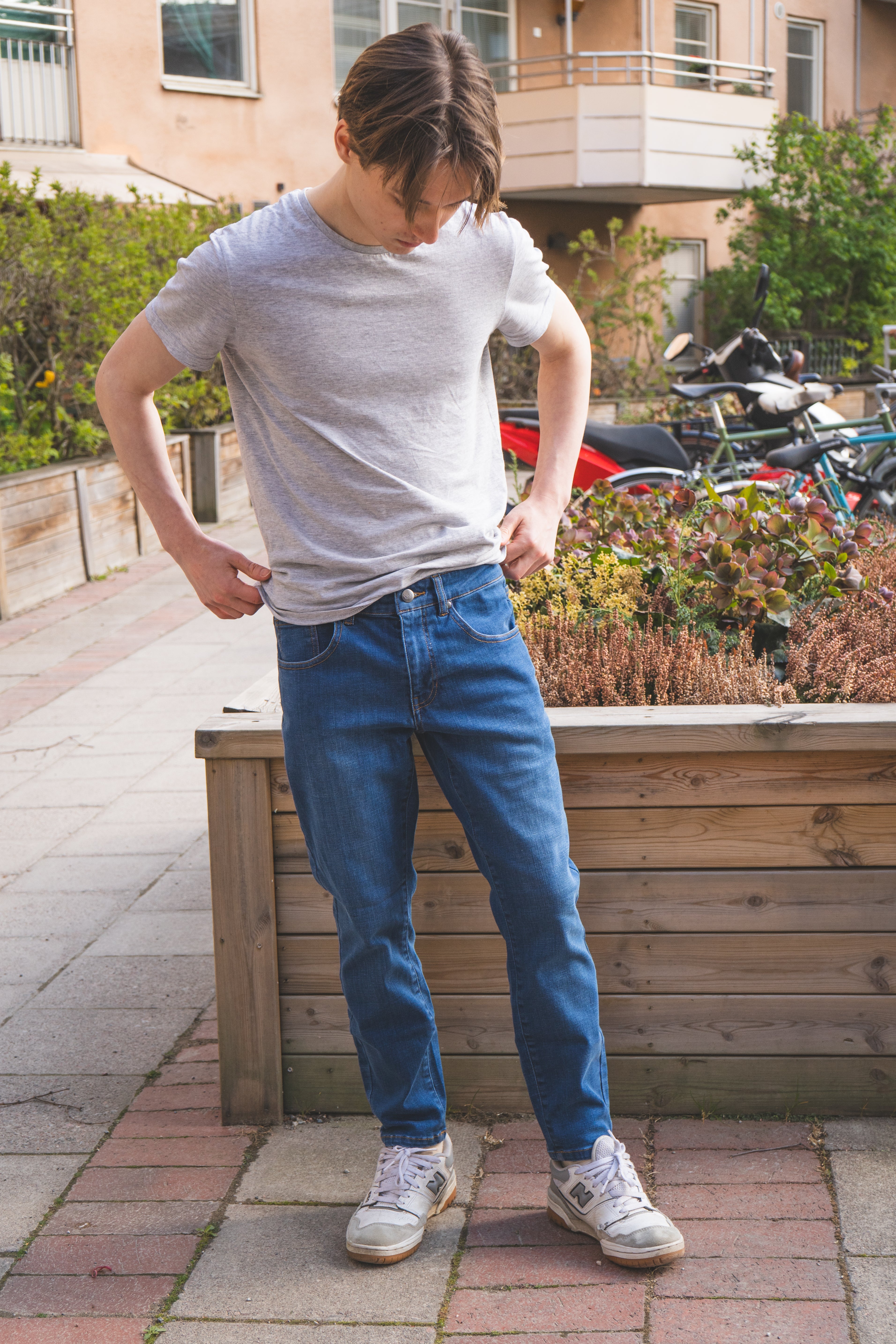 Core Extra Stretch Jeans Medium Wash