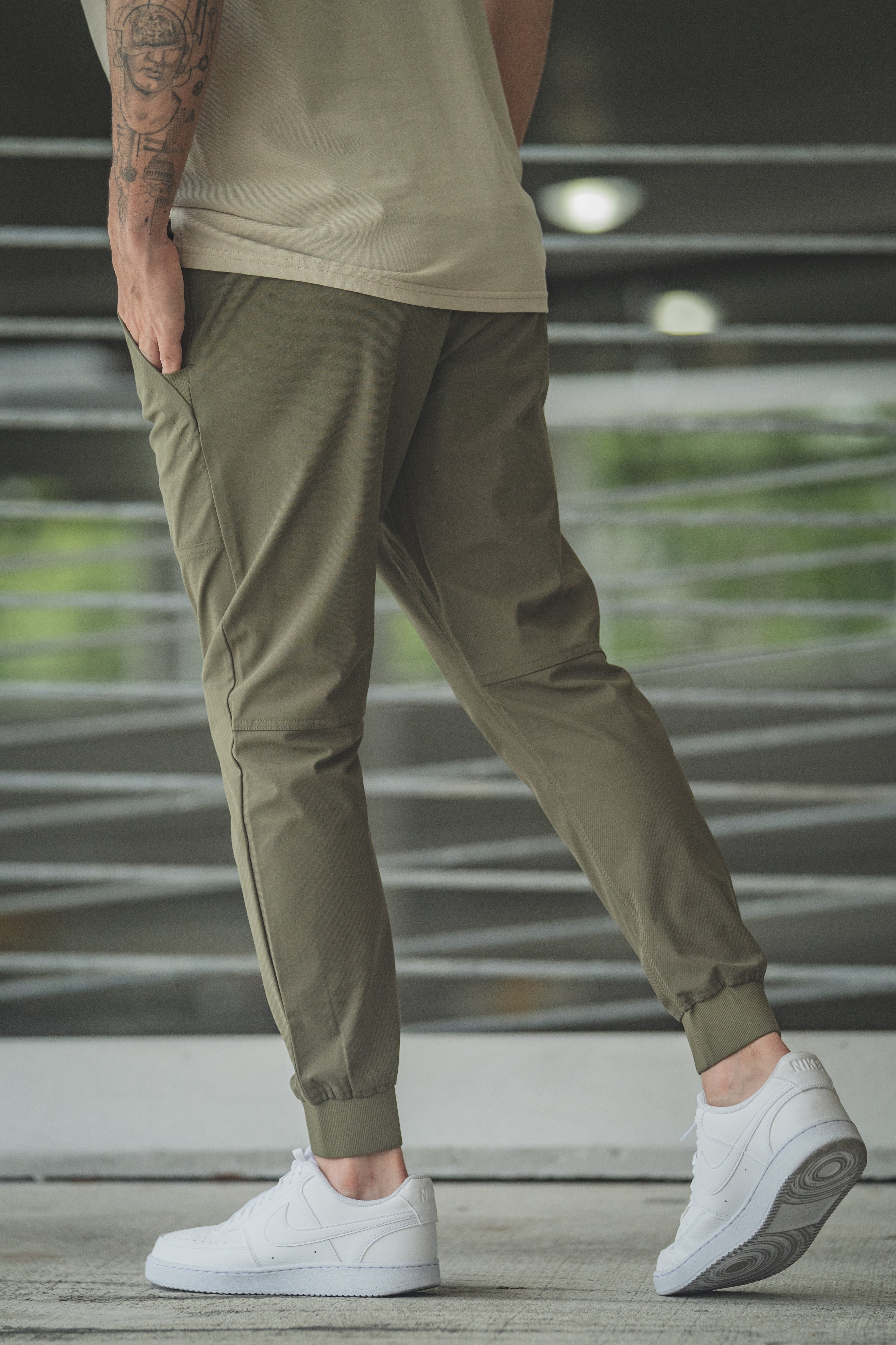 Pace Performance Jogger Olive