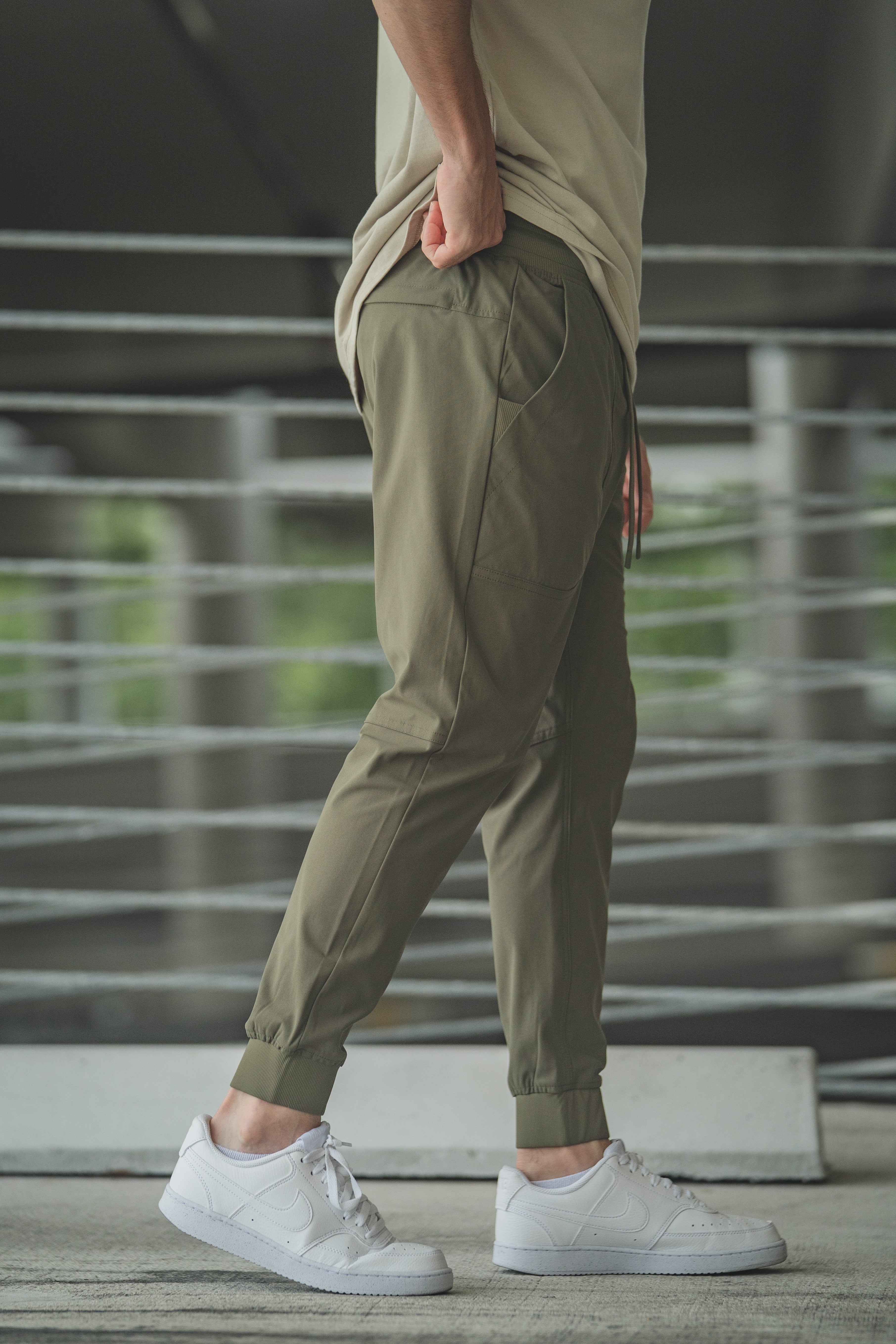 Pace Performance Jogger Olive