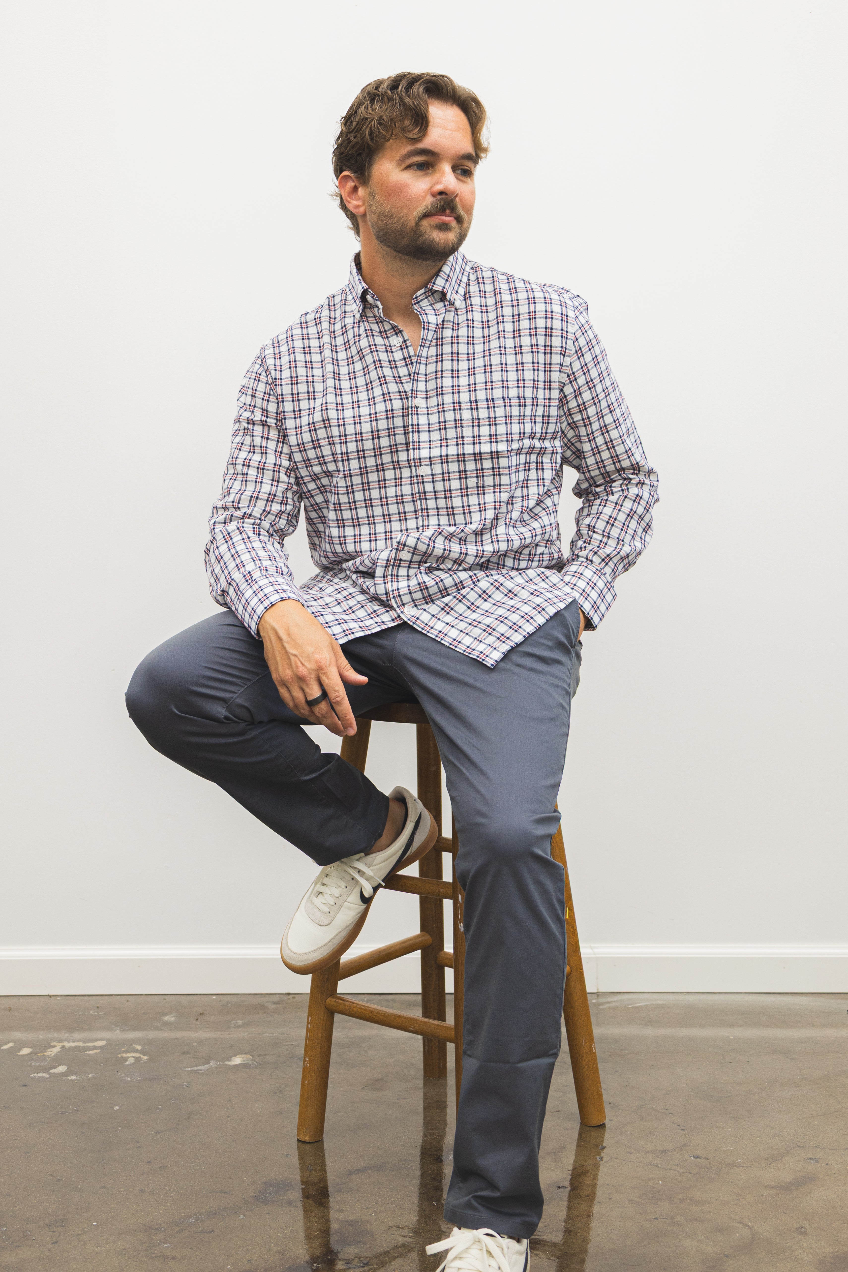 Lightweight Stretch Chino Charcoal
