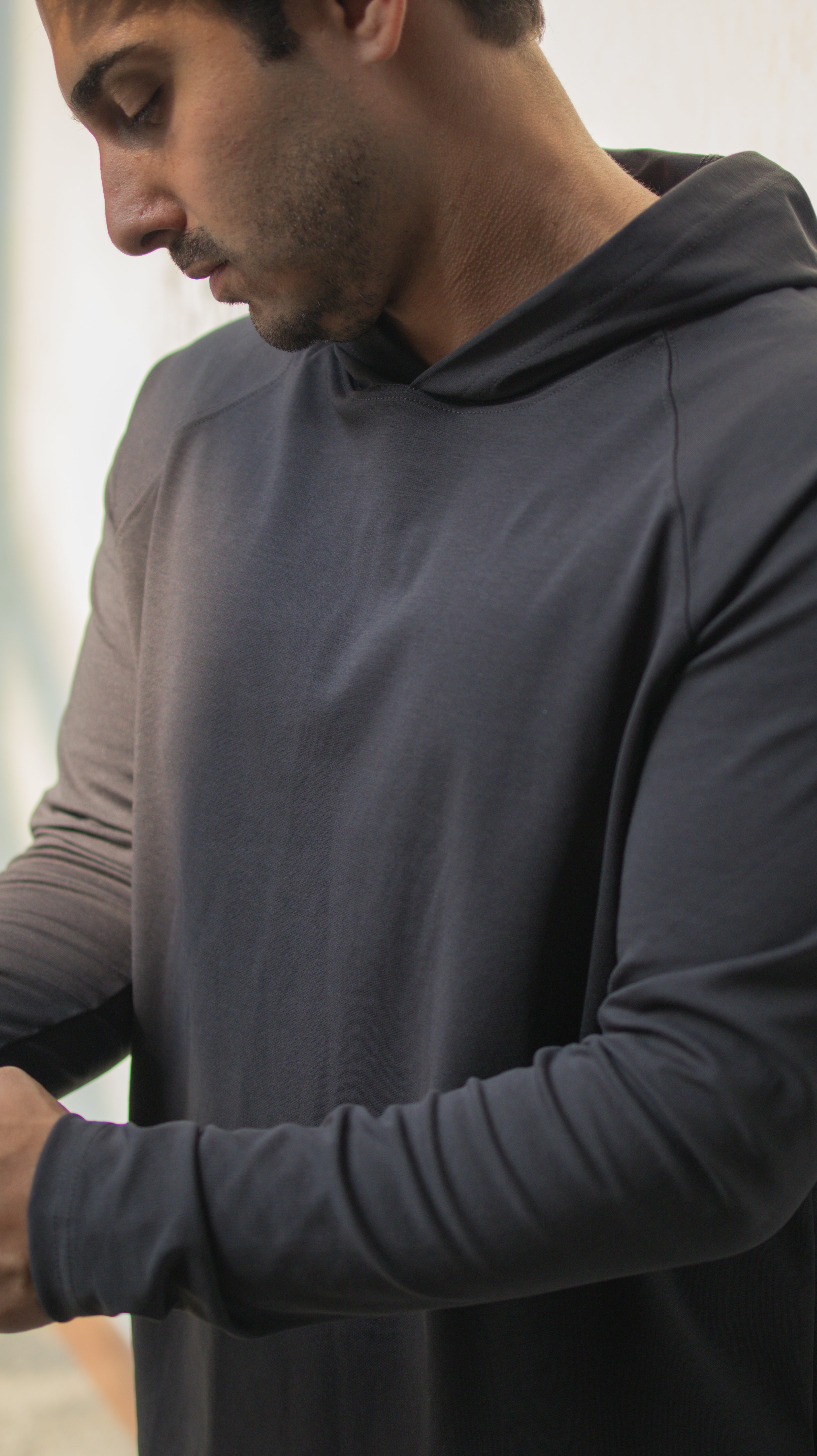 Aero Knit Hooded T Charcoal
