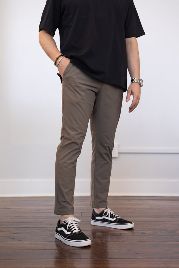 Pace Performance Pants Taupe