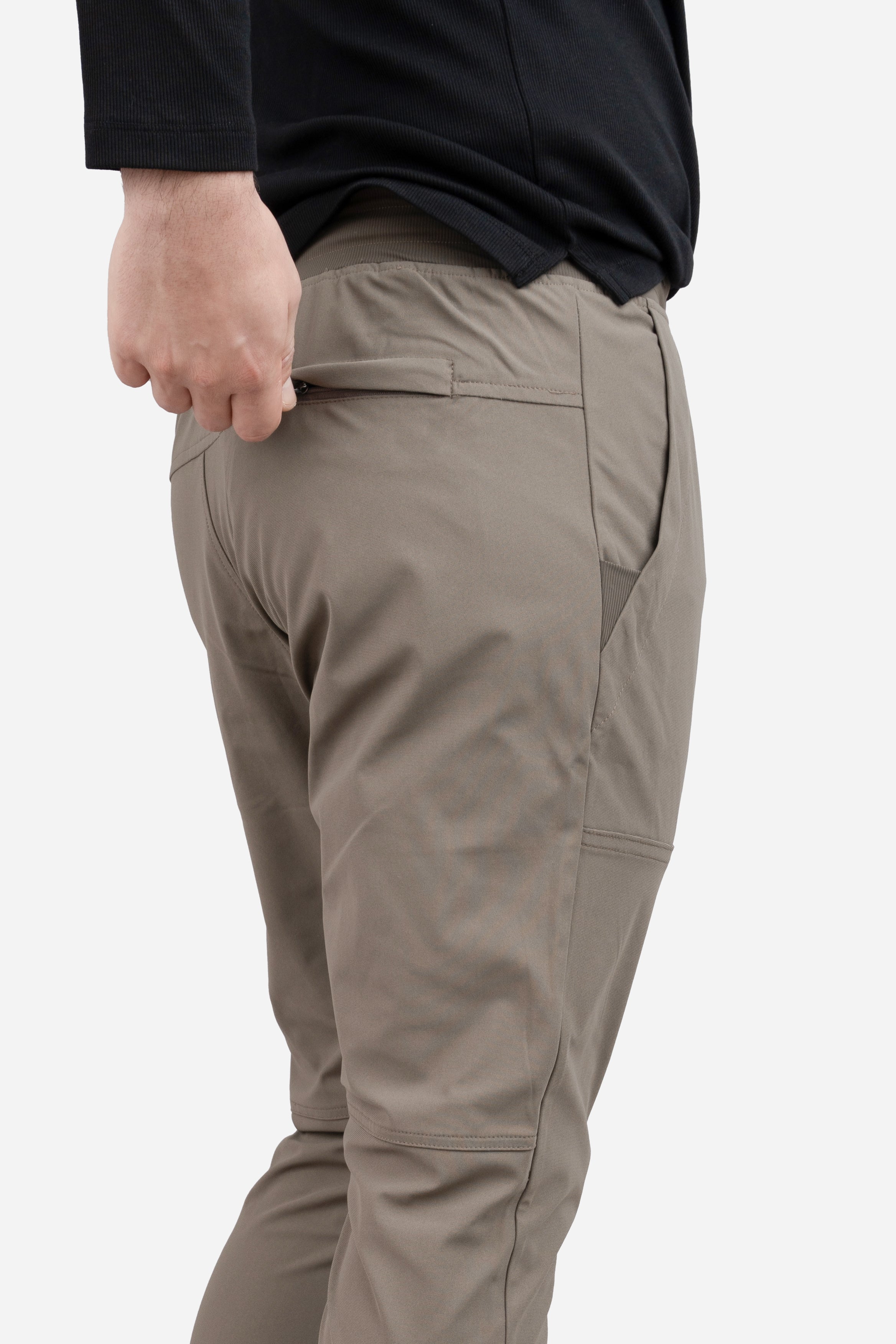 Pace Performance Jogger Taupe