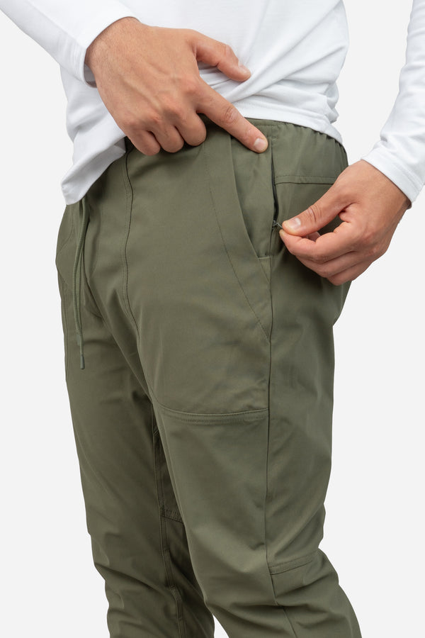 Pace Performance Jogger Olive