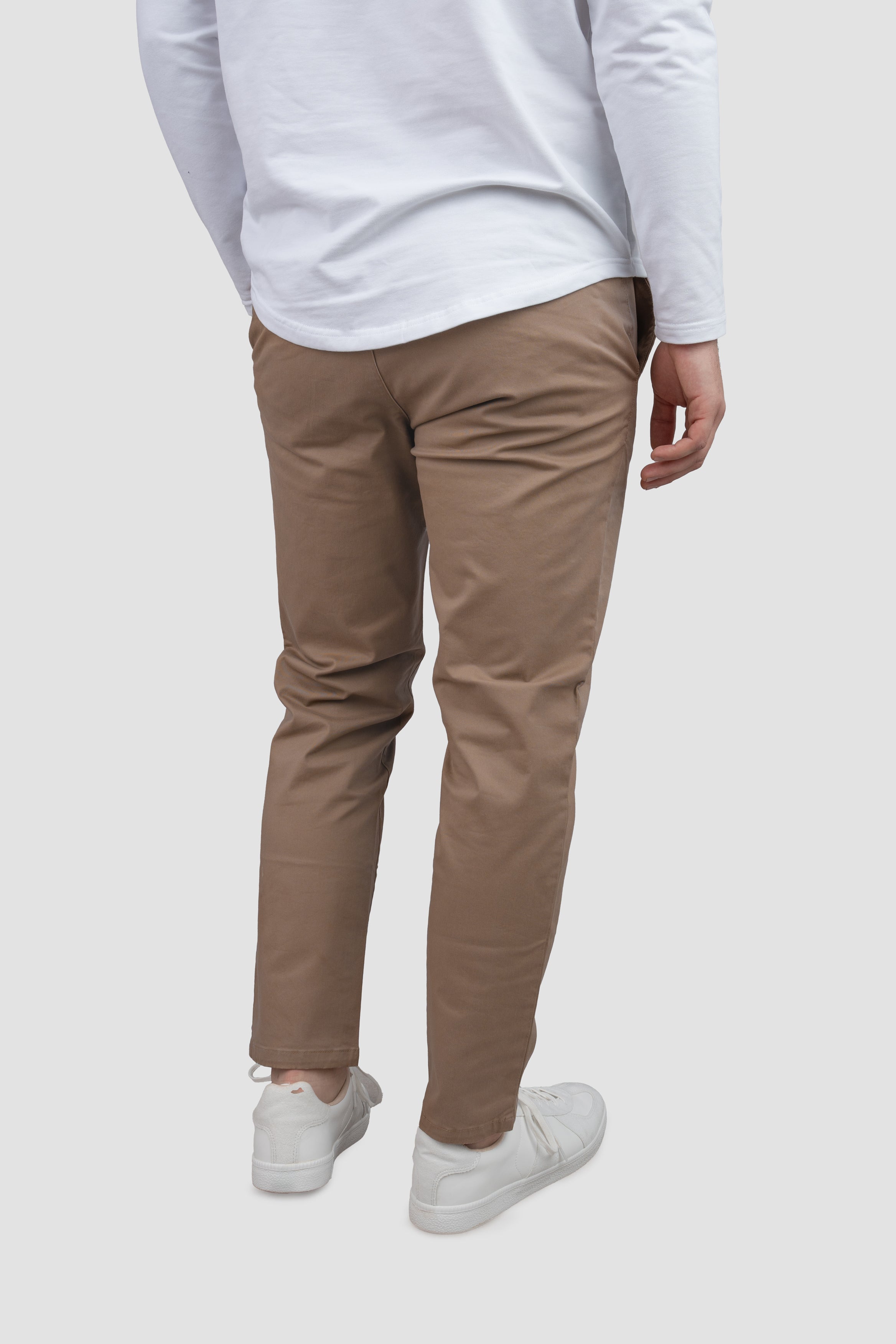 Core Stretch Chino Almond